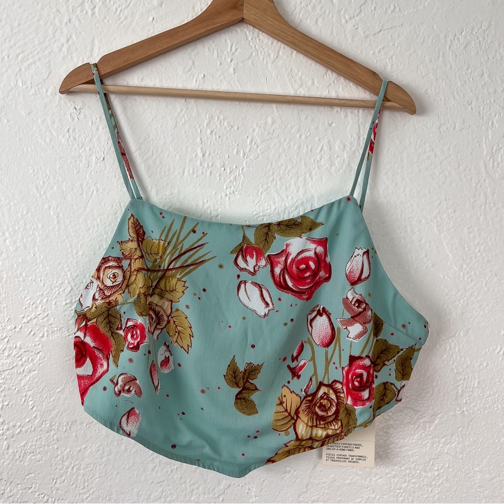 Urban Outfitters Urban Renewal blue floral crop top size XL